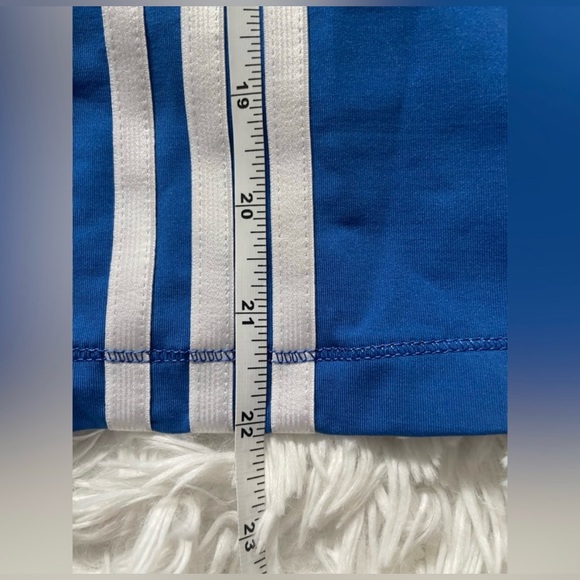 Adidas Climacool Racerback Tank Top. Built in Bra. White Stripe Accent. Size S - Picture 6 of 8